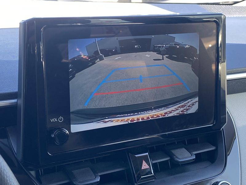 Used 2025 Toyota Corolla LEImage 19