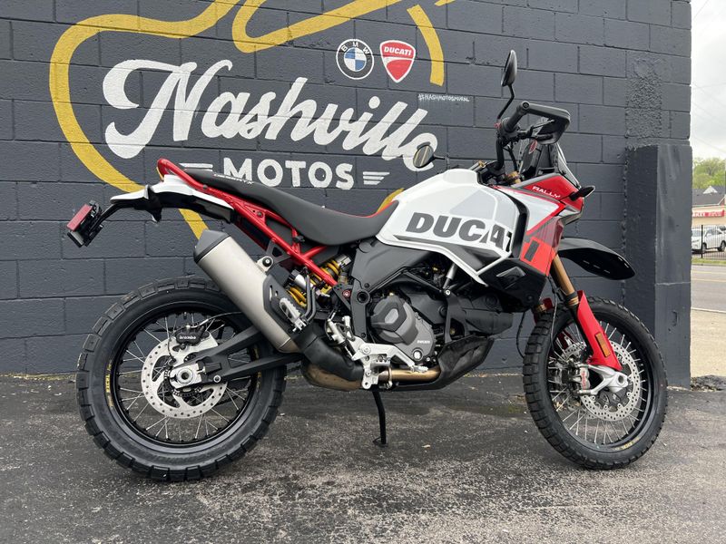 New 2025 Ducati DESERTX RALLY BIANCO 