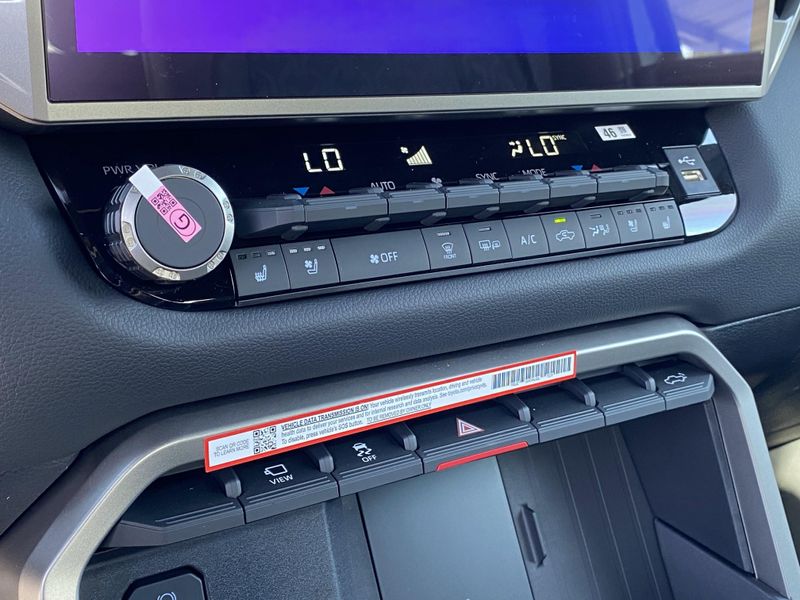 New 2025 Toyota Tundra Limited HybridImage 17