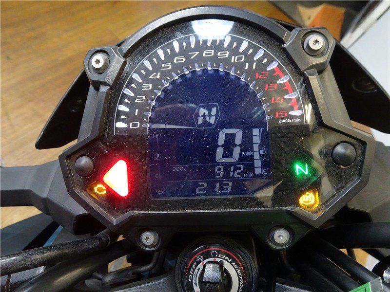 2021 Kawasaki Z400Image 3