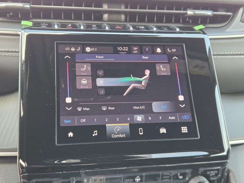 New 2026 Jeep Grand Cherokee L Laredo X 4x2