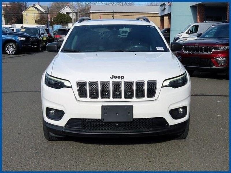 2021 Jeep Cherokee Latitude LuxImage 3