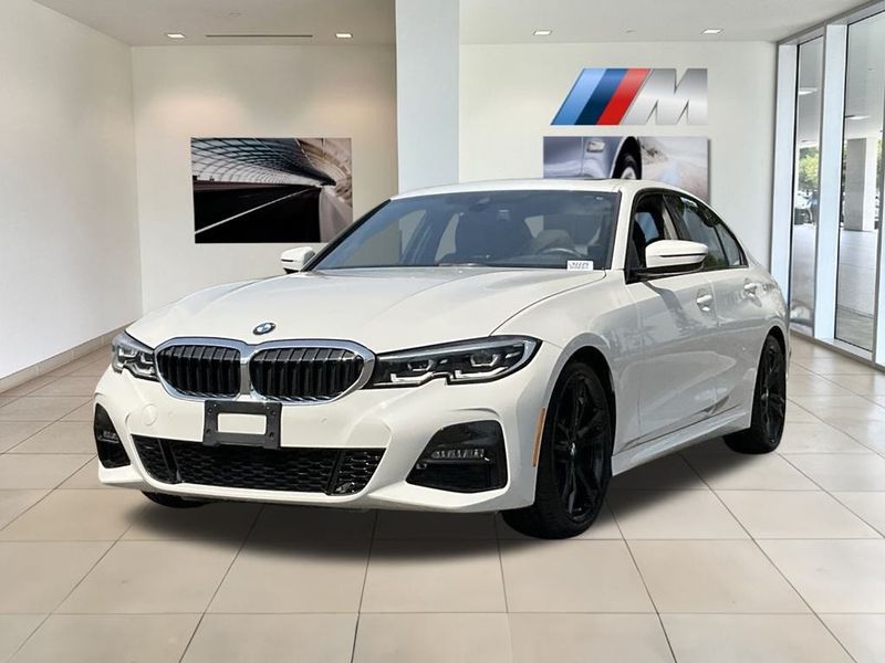 2022 BMW 3 Series 330iImage 4