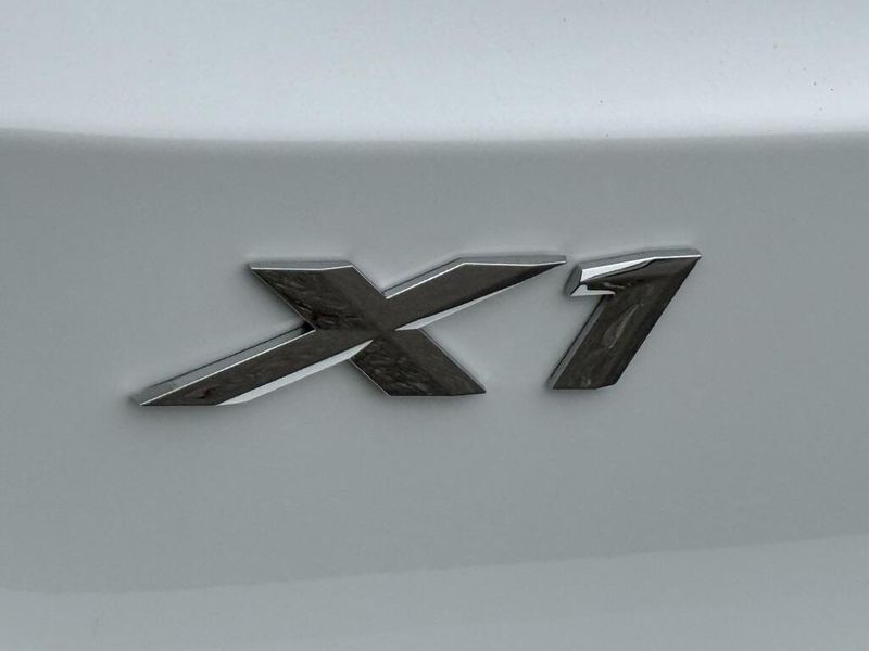 2025 BMW X1 xDrive28iImage 13