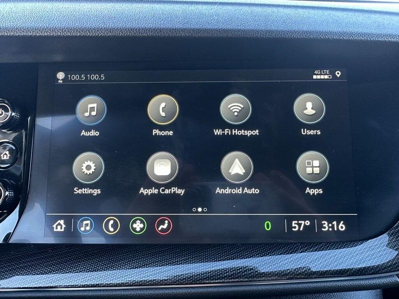 2023 Buick Envision Essence photo 3