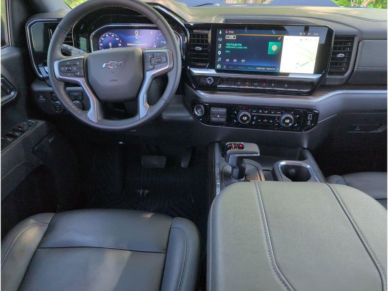 Used 2025 Chevrolet Silverado 1500 LT Trail BossImage 32