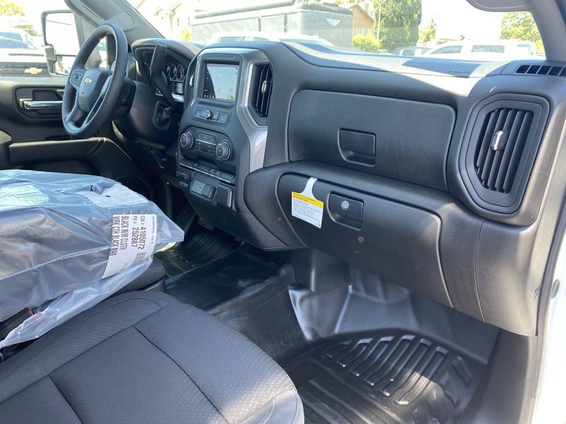 2024 Chevrolet Silverado 2500HD Work TruckImage 25