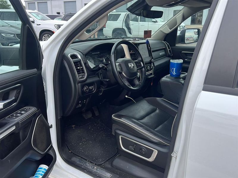 2022 Ram 1500 Laramie photo 9