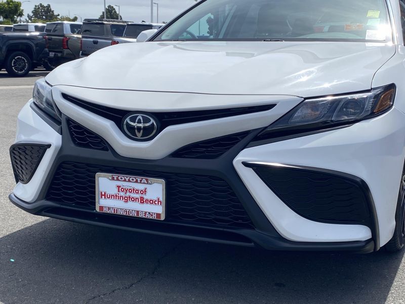 2021 Toyota Camry SEImage 9