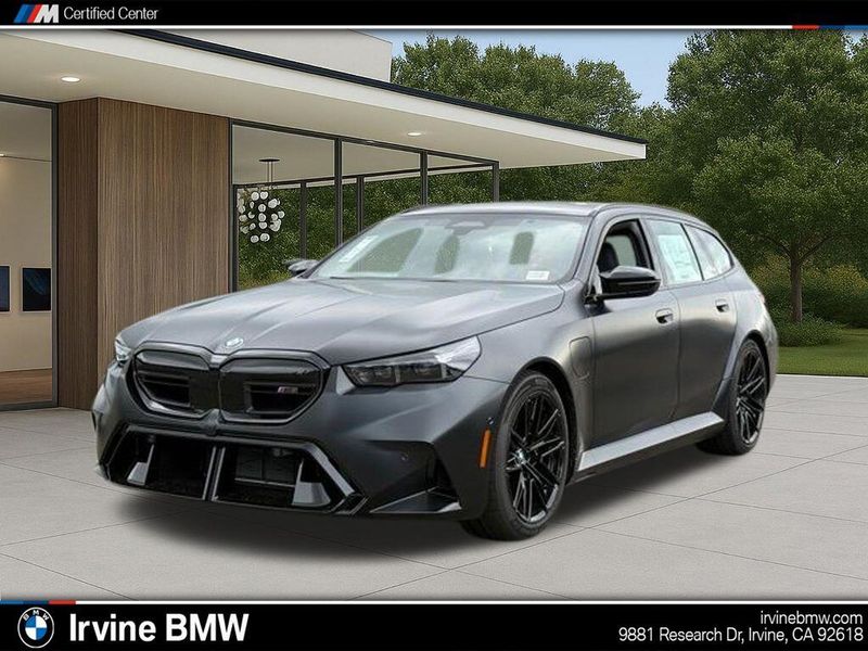 New 2026 BMW M5 BaseImage 1