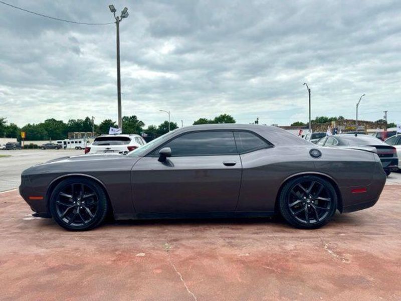 Used 2021 Dodge Challenger SXTImage 8