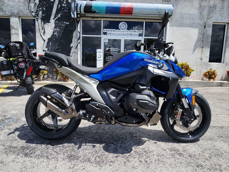 2026 BMW R 1300 RImage 11