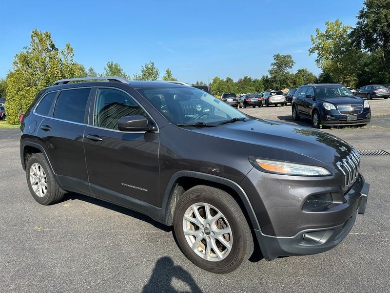 2015 Jeep Cherokee LatitudeImage 1