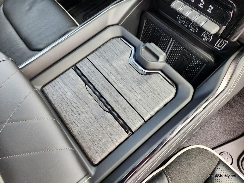 New 2026 RAM 1500 Limited Crew Cab 4x4 5'7' Box