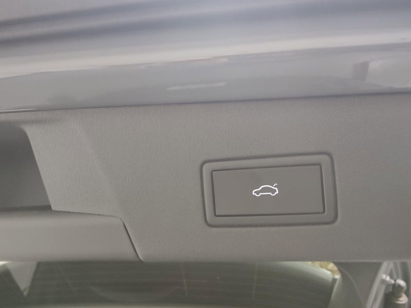Used 2024 Volkswagen ID.4 S w/Glass RoofImage 13