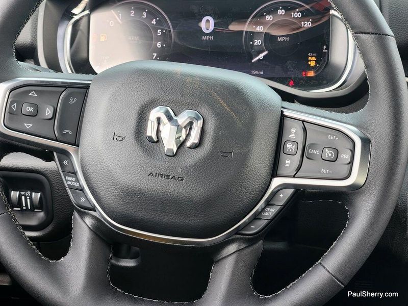 New 2025 RAM 1500 Big Horn Crew Cab 4x4 5