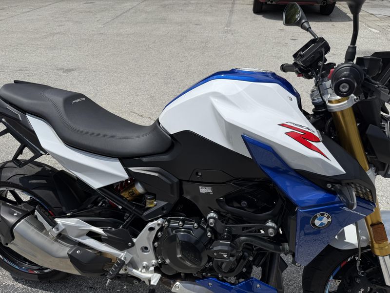 2022 BMW F 900 R