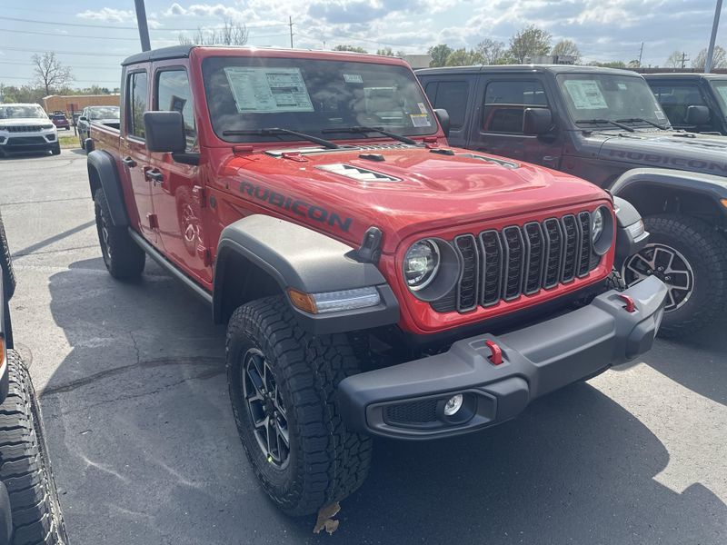 New 2025 Jeep Gladiator Rubicon 4x4Image 3