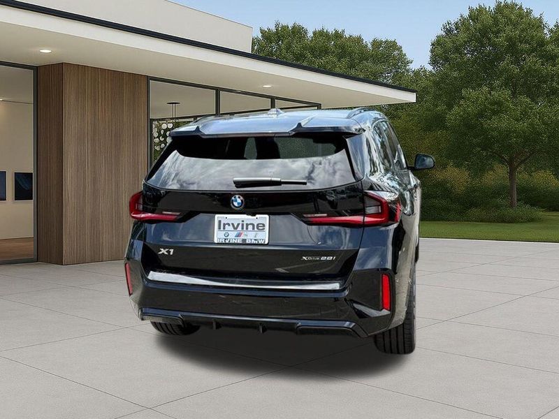 New 2026 BMW X1 xDrive28iImage 9
