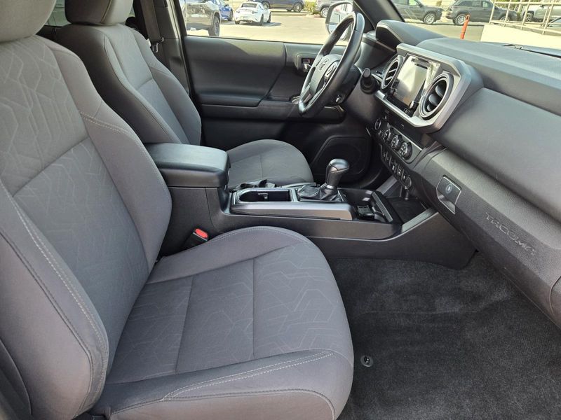 Used 2019 Toyota Tacoma TRD Off Road Double Cab 5' Bed V6 AT (Natl)