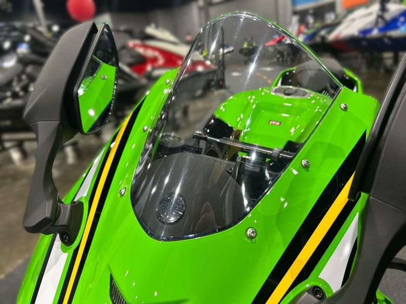 Used 2025 Kawasaki NINJA ZX 10R ABS KRT EDITION Image 30