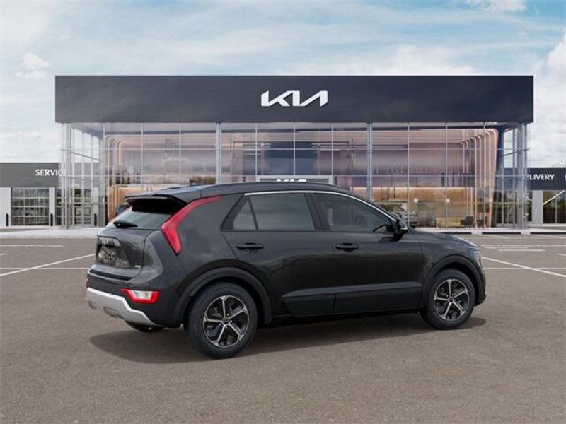 2025 Kia Niro EXImage 6