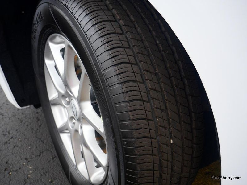 New 2026 Chrysler Voyager Lx