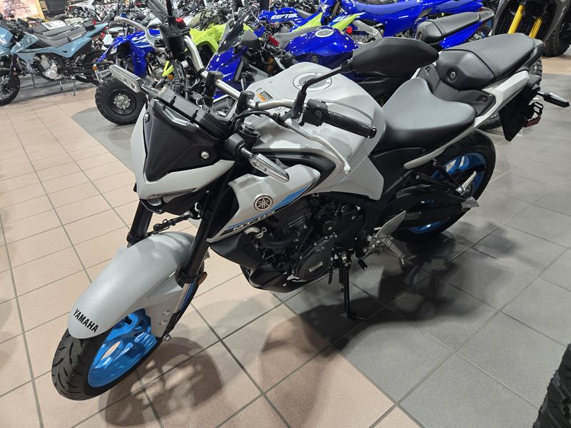 2025 Yamaha MT03 ICE STORM Image 3