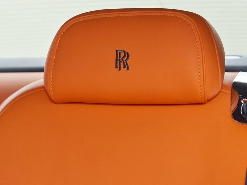2025 Rolls-Royce Spectre Image 21