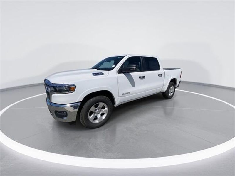 2025 RAM 1500 Big Horn Crew Cab 4x4 5