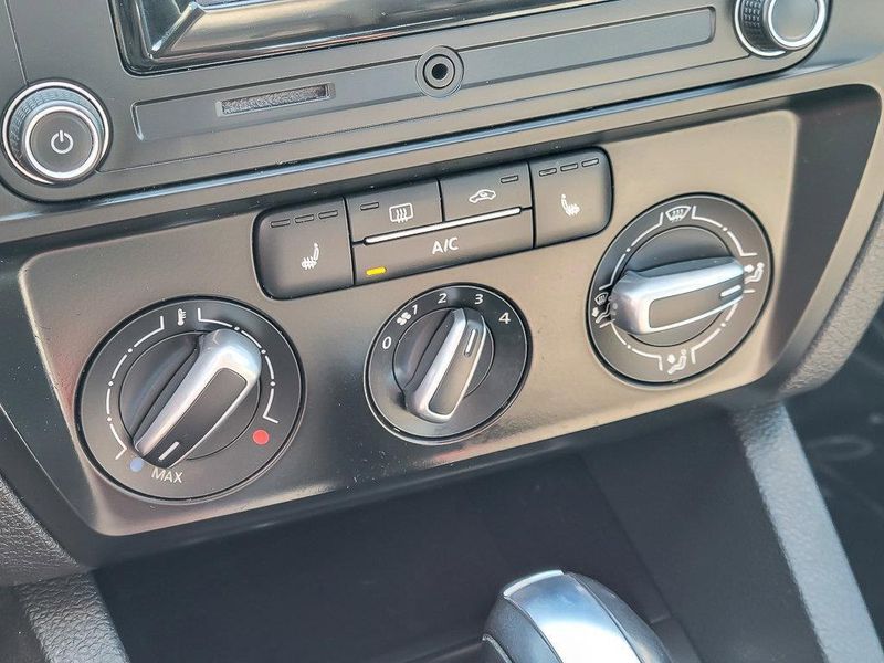 2017 Volkswagen Jetta 1.4T S photo 16