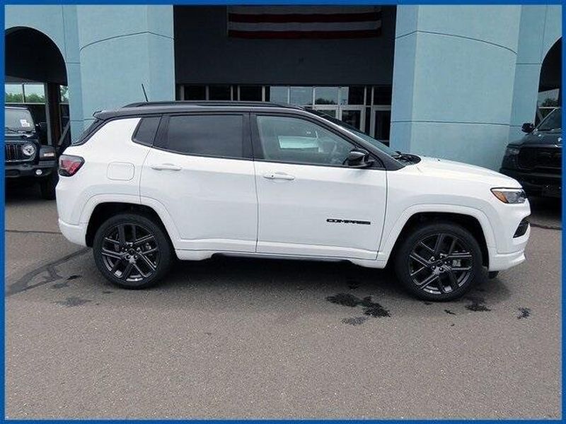 2025 Jeep Compass LimitedImage 2