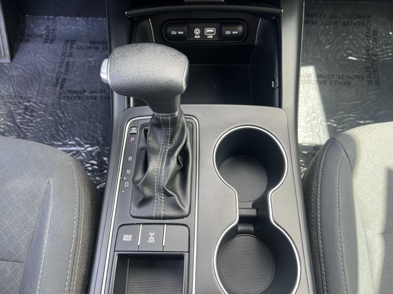 2019 Kia Sorento LXImage 13