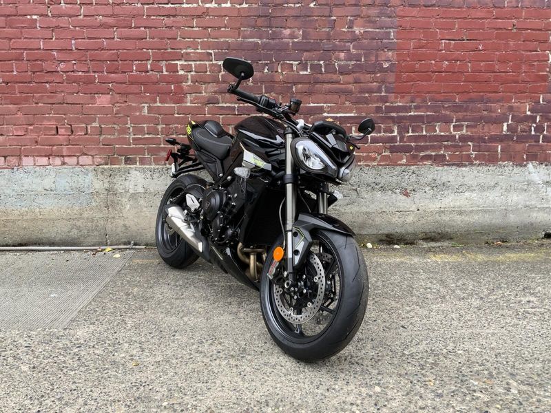 2025 Triumph Street Triple 765 RS
