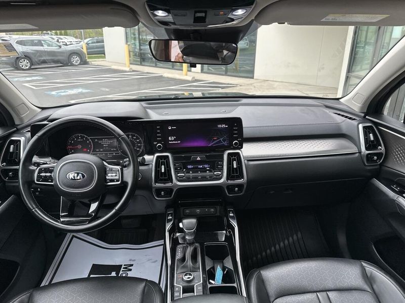 2021 Kia Sorento SXImage 22