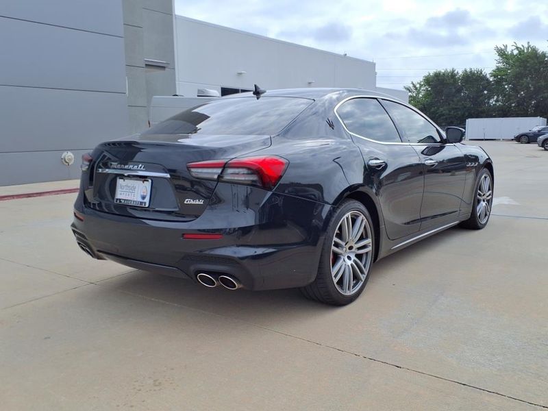 2022 Maserati Ghibli ModenaImage 13