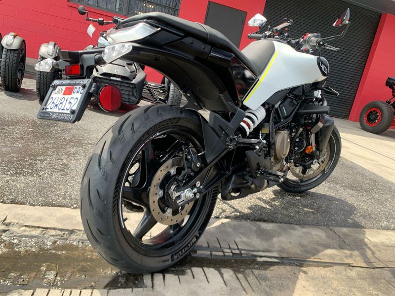 Used 2024 Husqvarna VITPILEN 401 Image 19