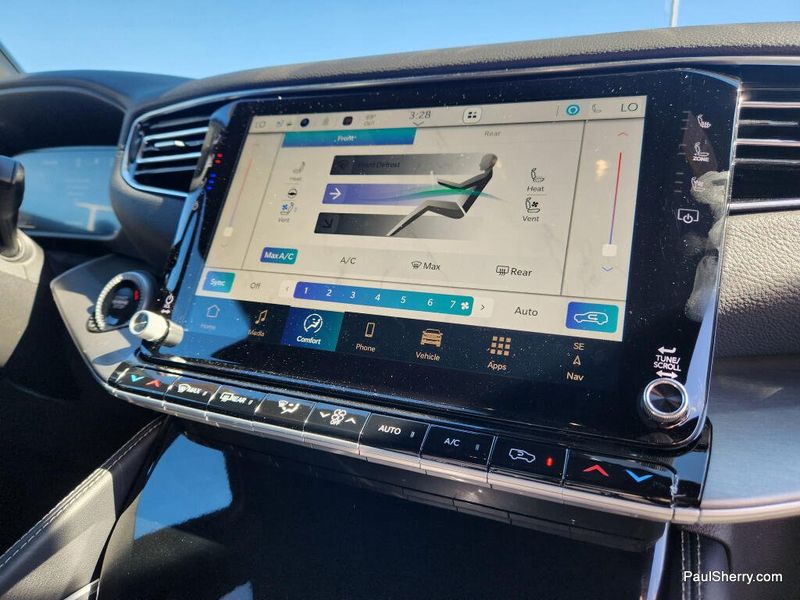 2026 Jeep Grand Wagoneer Upland 4x4