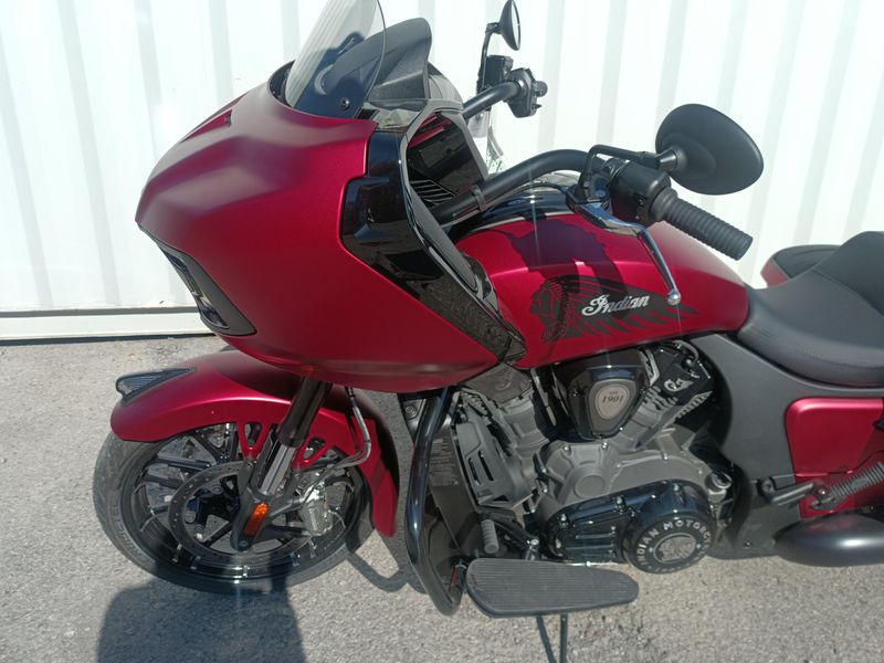 2024 Indian Motorcycle Challenger Dark Horse  w/ Powerband Audio PkgImage 3