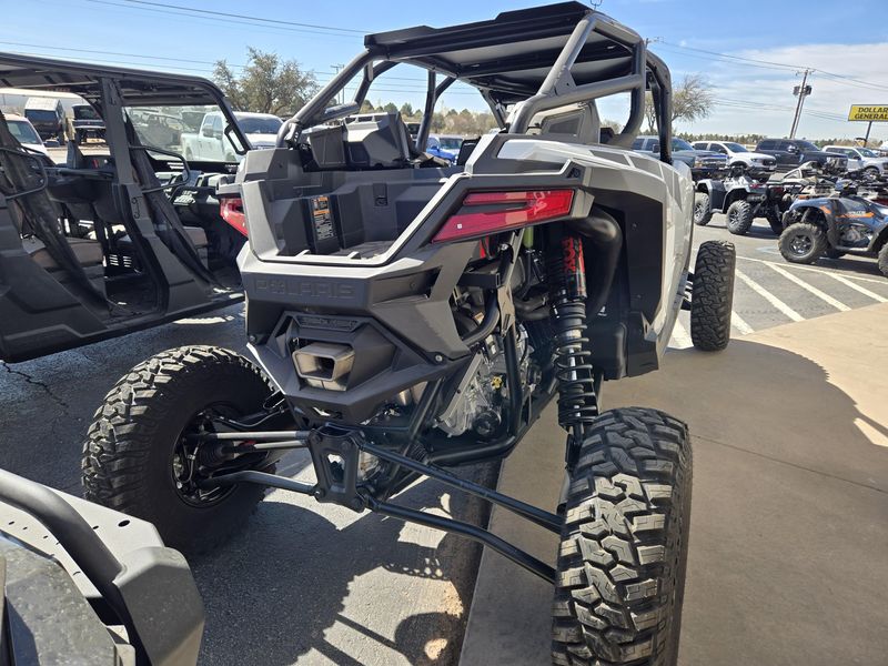 NEW 2026 POLARIS RZR PRO R 4 ULTIMATE Image 10