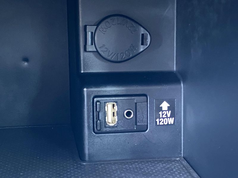 2012 Toyota Camry SEImage 23