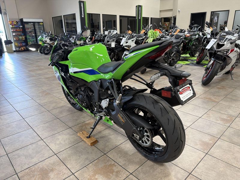 New 2026 Kawasaki NINJA ZX-6R ABS Image 15