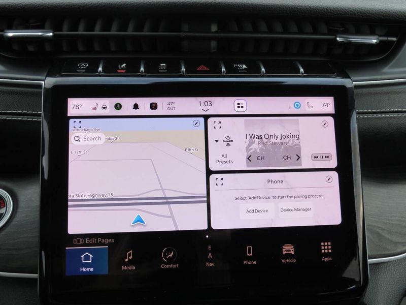 Used 2023 Jeep Grand Cherokee L Limited 4x4 4dr SUVImage 22