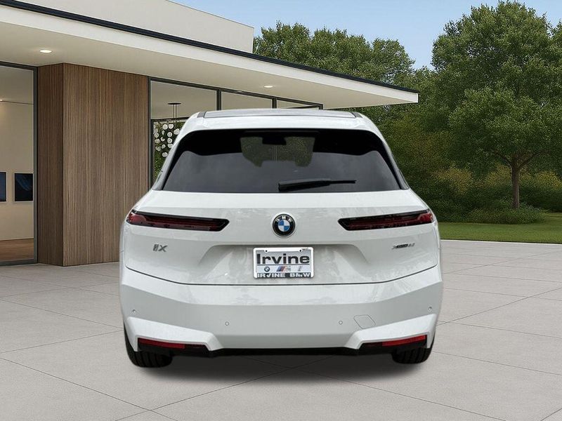 New 2026 BMW iX xDrive60Image 10