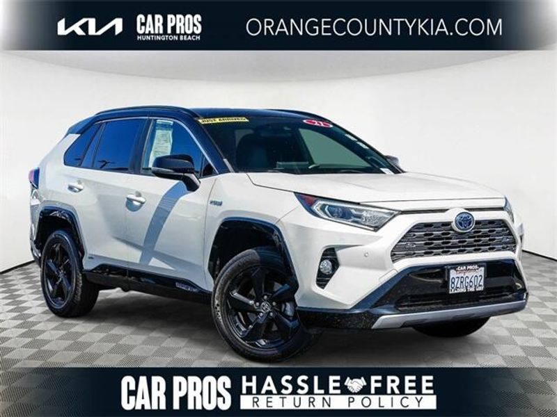 Used 2021 Toyota RAV4 Hybrid XSEImage 1