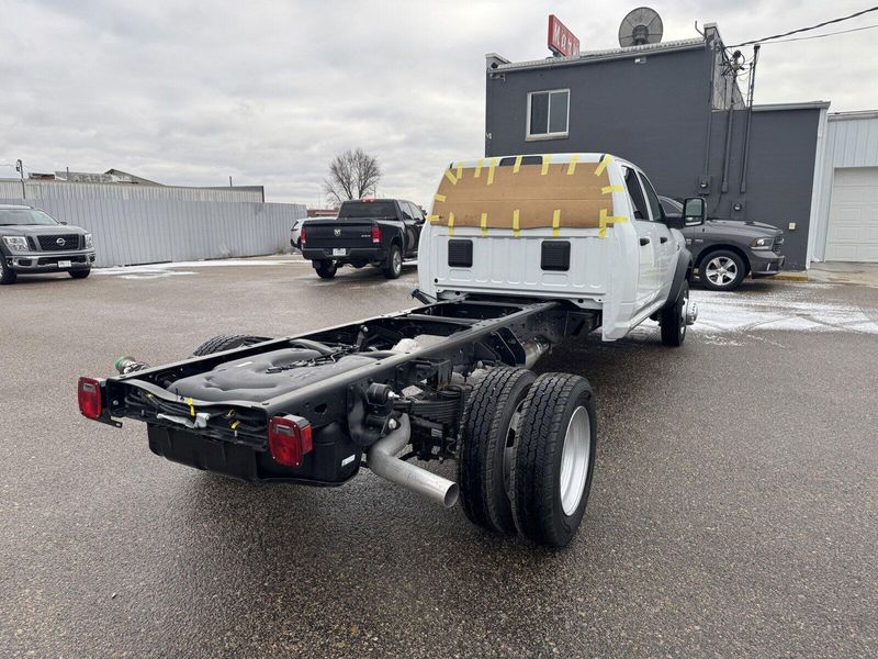 2024 RAM 5500 Chassis Cab TradesmanImage 8