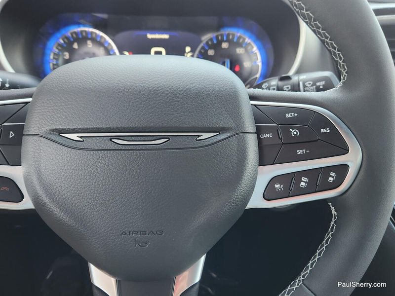 New 2027 Chrysler Pacifica Select