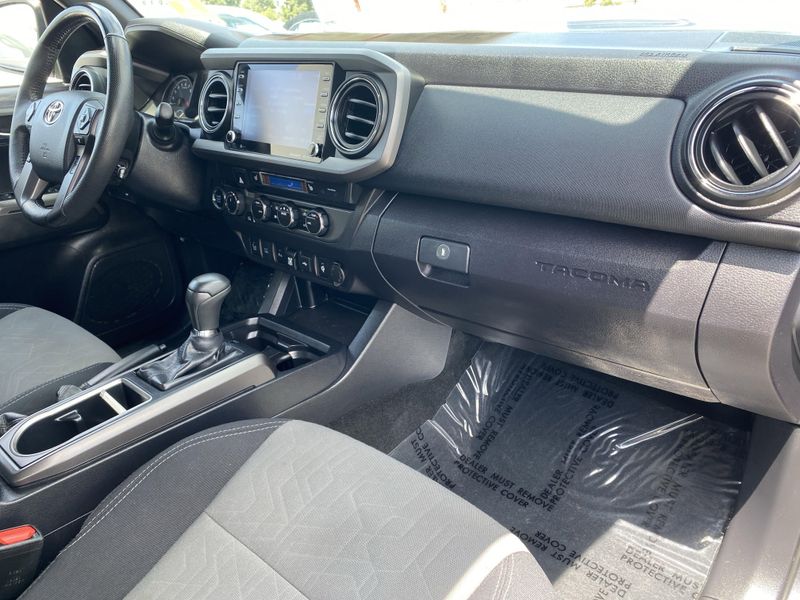 2020 Toyota Tacoma TRD SportImage 13