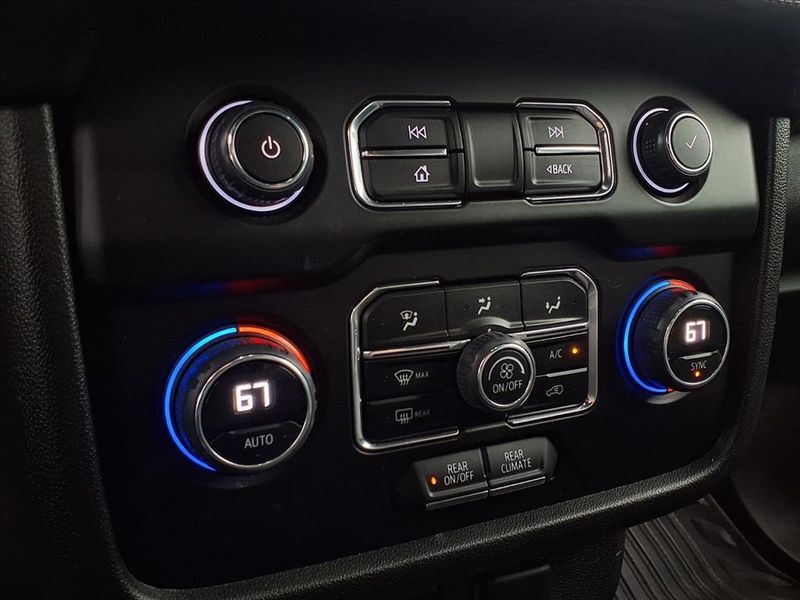 Used 2023 Chevrolet Suburban Commercial FleetImage 24