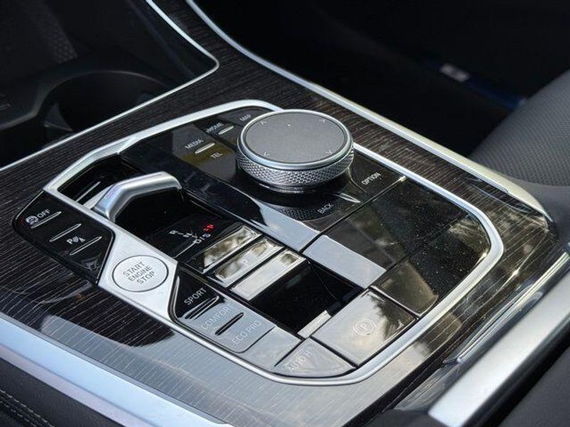 New 2026 BMW X5 sDrive40iImage 24